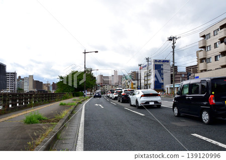 岩手縣盛岡市縣道220號，從館坂橋巴士站到盛岡站的沿途風景（2023年） 139120996