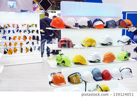 Safety helmets and gloves for workers Safety helmets and gloves for workers 139124051