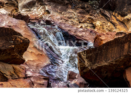Reddish rocks Reddish rocks 139124325