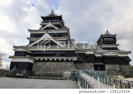 Kumamoto Castle, Historic Japanese Castle and Landmark reconstructed from the 2016 earthquake damage. Kumamoto Castle, Historic Japanese Castle and Landmark reconstructed from the 2016 earthquake damage. 139124516