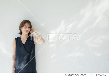 Women in their 40's Women in their 40's 139125787