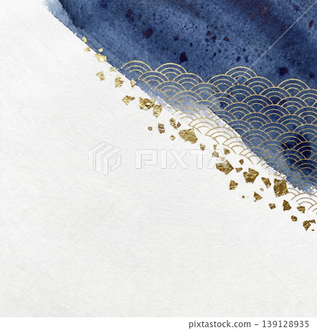 右上角是一幅斜向的藍色水彩畫，畫中帶有波浪圖案和金箔，漂浮在空白的和紙背景上。 139128935