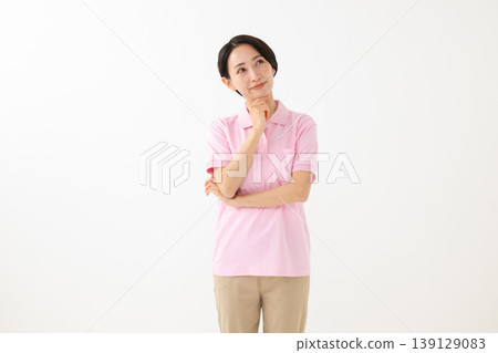 思考中女 139129083