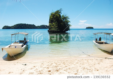 beautiful tropical beach, Gorontalo, Indonesia beautiful tropical beach, Gorontalo, Indonesia 139130332
