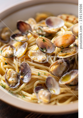 Clam Vongole Bianco Pasta 139130986