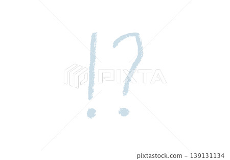 淺藍色手繪感嘆號和問號，採用蠟筆畫風格。 139131134
