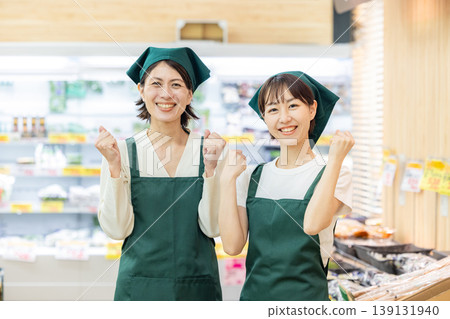 People working in supermarkets People working in supermarkets 139131940