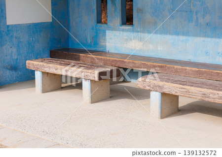 Ground dugout 139132572