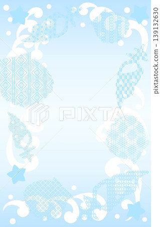 淺藍色背景,帶有半透明的日本貝殼圖案。 淺藍色背景,帶有半透明的日本貝殼圖案。 139132630