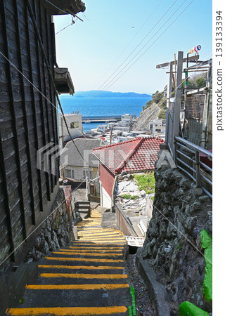 [Tsukumi City, Oita Prefecture] The blue sea of the Bungo Channel as seen from Hotojima settlement 139133394