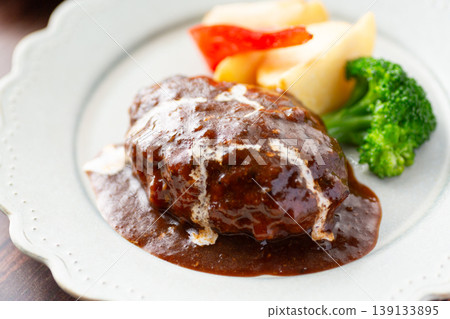 Hamburg steak with demi-glace sauce from a Western-style restaurant Hamburg steak with demi-glace sauce from a Western-style restaurant 139133895