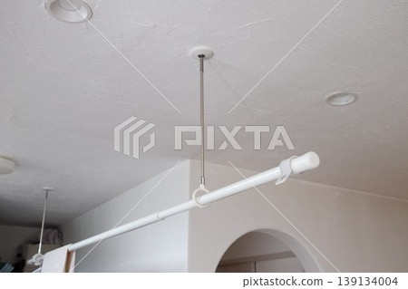 Indoor clothes drying rack installed on the ceiling Indoor clothes drying rack installed on the ceiling 139134004