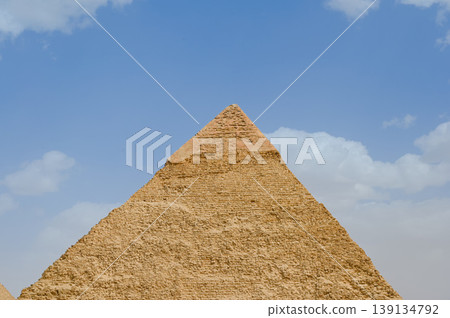 Pyramid of Khafre, Cairo Pyramid of Khafre, Cairo 139134792