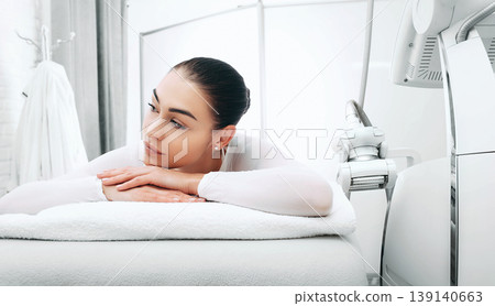 beautiful woman awaiting a lpg massage. With the help of lpg massage she get rid of cellulite 139140663