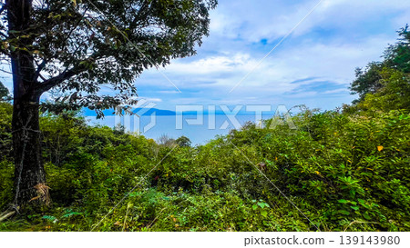 The horizon of Lake Biwa and the sky as seen from a hill on Okishima Island in Omihachiman City, Shiga Prefecture. The horizon of Lake Biwa and the sky as seen from a hill on Okishima Island in Omihachiman City, Shiga Prefecture. 139143980