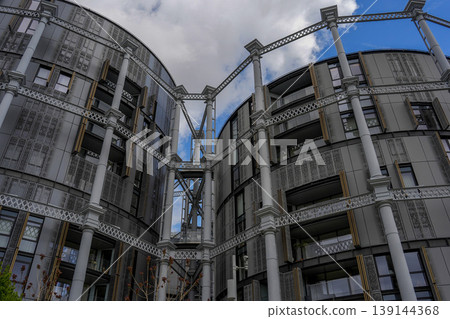 London Gasholder new buildings residential development in Kings Cross 139144368