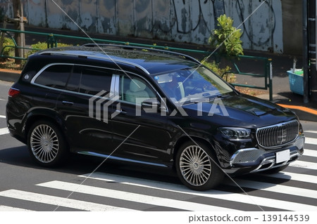 德國製造的豪華SUV 德國製造的豪華SUV 139144539