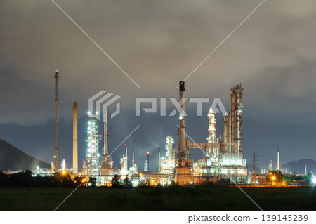 Oil Refinery Processing Facility in Bang Lamung, Chonburi 139145239
