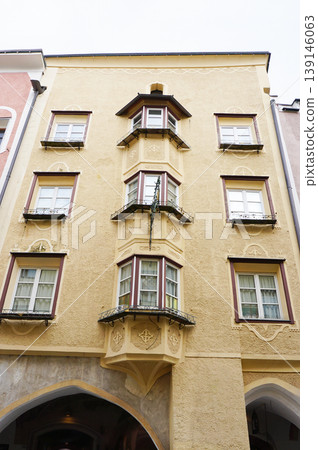 Facades of historical city center of Vipiteno Sterzing, in South Tyrol Facades of historical city center of Vipiteno Sterzing, in South Tyrol 139146063