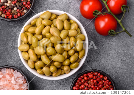 Canned green edamame beans as a healthy vegan ingredient. Edamame beans Canned green edamame beans as a healthy vegan ingredient. Edamame beans 139147201