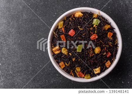 Dry black tea with herbal leaves and aromatic additives. Dry fruity black tea 139148141