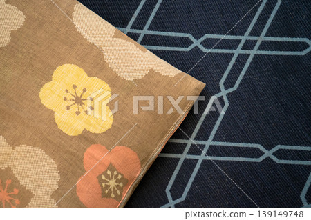 Japanese-style cushions and carpets 139149748