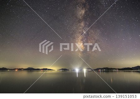 The summer Milky Way rising in the Seto Inland Sea sky The summer Milky Way rising in the Seto Inland Sea sky 139151053