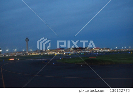 夜間機場 夜間機場 139152773