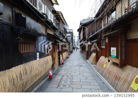 Streetscape of Gion Tatsumi Bridge, April 2026 ④ 139152995