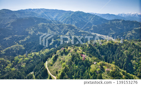 Springtime around Sasagawa district in Asahi Town, Toyama Prefecture Springtime around Sasagawa district in Asahi Town, Toyama Prefecture 139153276