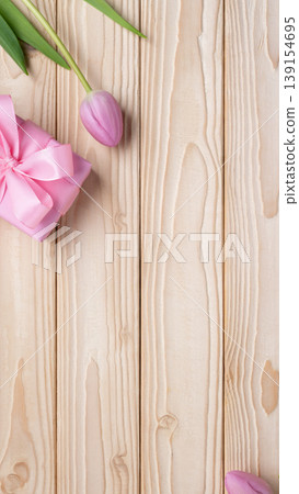 Mother's Day mobile background gift tulips Mother's Day mobile background gift tulips 139154695