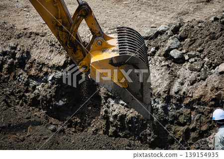 工地液壓挖掘機 139154935