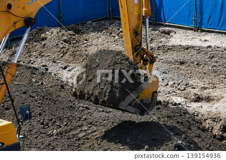 工地液壓挖掘機 139154936