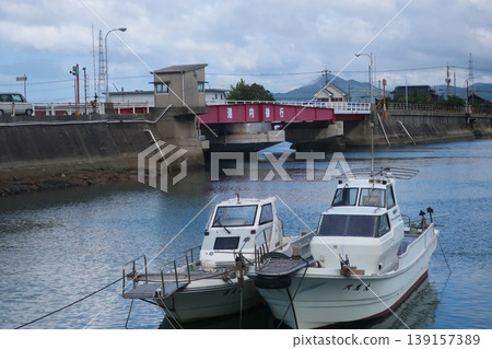 旋轉活動橋 旋轉活動橋 139157389