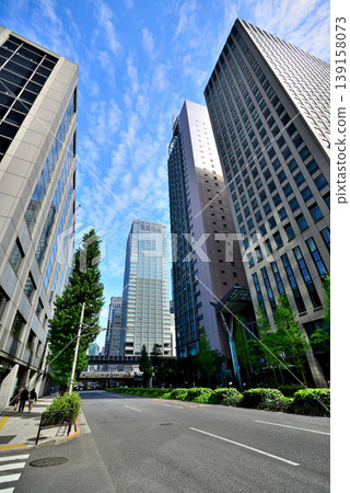 大手町和丸之內建築區,東京經濟的中心。 大手町和丸之內建築區,東京經濟的中心。 139158073