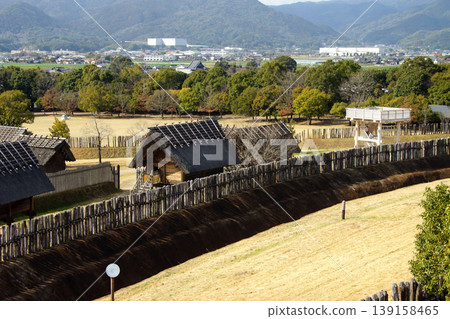 吉野裡歷史公園是佐賀縣的一個旅遊景點，遊客可以在這裡體驗和了解彌生時代的氛圍。 139158465