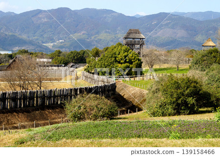 吉野裡歷史公園是佐賀縣的一個旅遊景點,遊客可以在這裡體驗和了解彌生時代的氛圍。 吉野裡歷史公園是佐賀縣的一個旅遊景點,遊客可以在這裡體驗和了解彌生時代的氛圍。 139158466