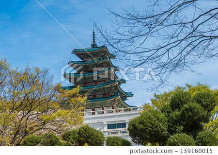 Seoul, South Korea - Apr. 12 , 2026 : The National Folk Museum of Korea with spring blossoms in Gyeongbokgung Palace, Seoul Seoul, South Korea - Apr. 12 , 2026 : The National Folk Museum of Korea with spring blossoms in Gyeongbokgung Palace, Seoul 139160015