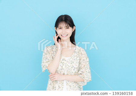 中年婦女的皮膚護理 中年婦女的皮膚護理 139160158