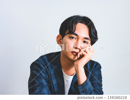 年輕人思考 139160228