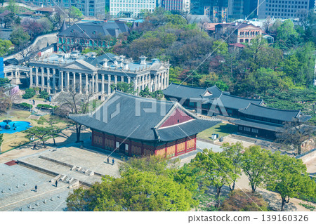 Seoul, South Korea - Apr. 12 , 2026 : Aerial view of Deoksugung Palace with modern skyscrapers in Seoul, South Korea Seoul, South Korea - Apr. 12 , 2026 : Aerial view of Deoksugung Palace with modern skyscrapers in Seoul, South Korea 139160326