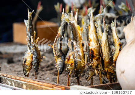 鹽烤三文魚 鹽烤三文魚 139160737