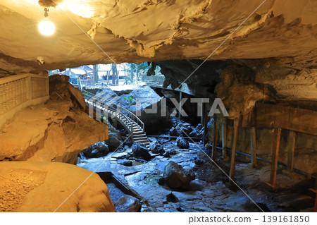 Tham Nanyen Cave in Thakhek, Laos Tham Nanyen Cave in Thakhek, Laos 139161850