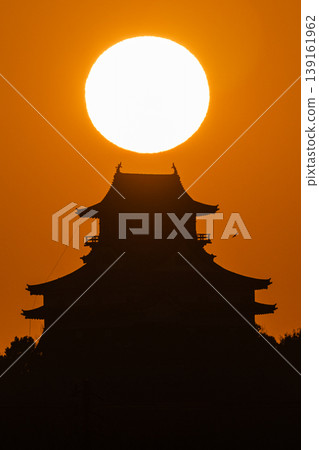 Inuyama Castle at Dawn Inuyama Castle at Dawn 139161962