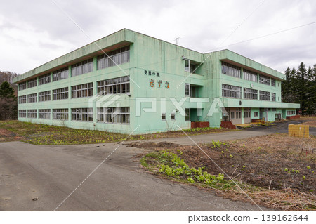 夕張市若菜中心小學(已關閉) 夕張市若菜中心小學(已關閉) 139162644