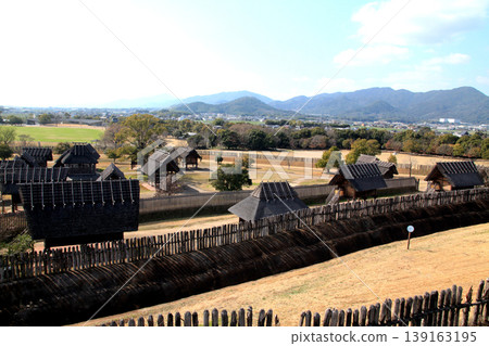 吉野裡歷史公園是佐賀縣的一個旅遊景點,遊客可以在這裡體驗和了解彌生時代的氛圍。 吉野裡歷史公園是佐賀縣的一個旅遊景點,遊客可以在這裡體驗和了解彌生時代的氛圍。 139163195