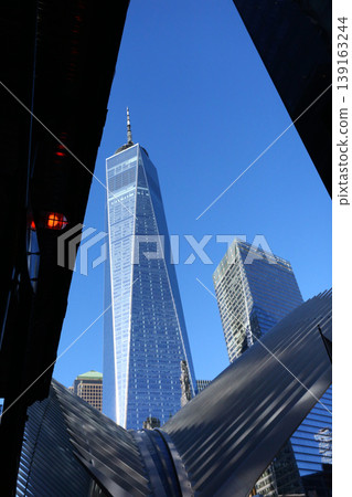 New York City urban scene with buildings New York City urban scene with buildings 139163244