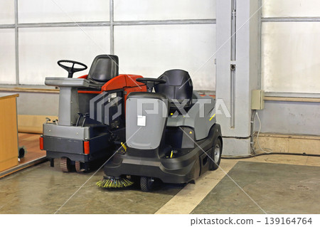 Ride on Vacuum Sweeper Ride on Vacuum Sweeper 139164764