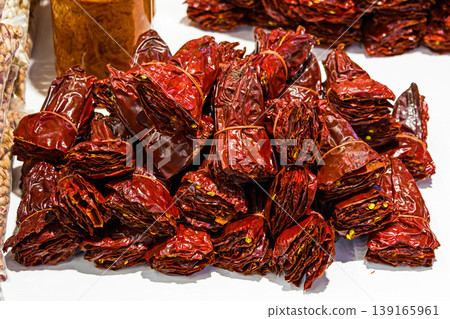 Dry red paprika pile Dry red paprika pile 139165961