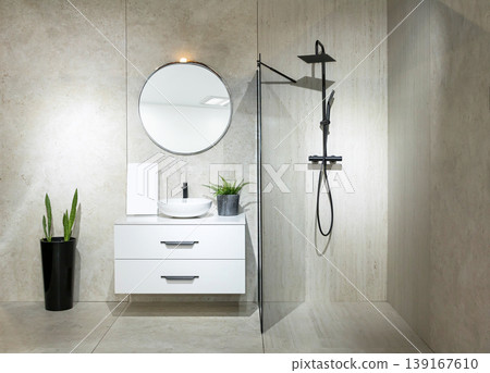 Small bathrookm interior Small bathrookm interior 139167610